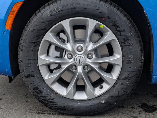 2026 Chrysler Pacifica Select AWD