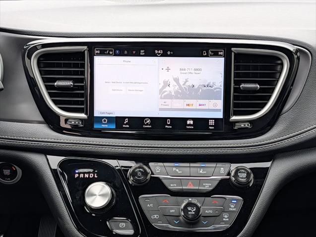 2026 Chrysler Pacifica Select AWD