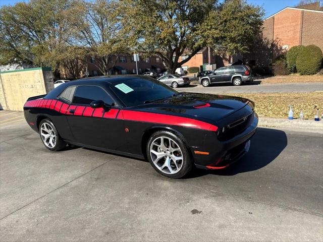 2015 Dodge Challenger SXT Plus