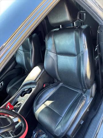 2015 Dodge Challenger SXT Plus
