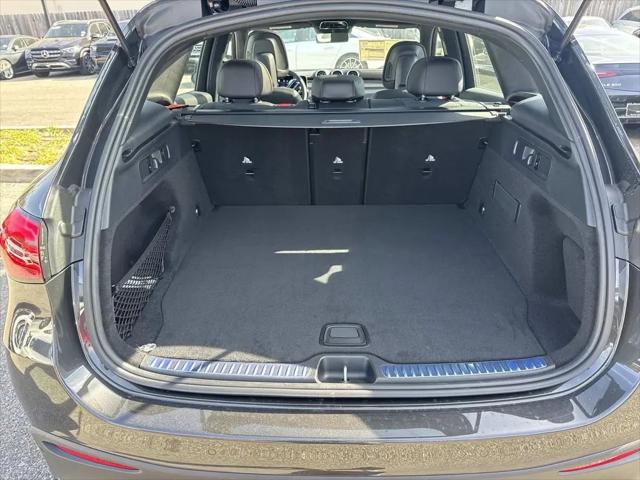 2026 Mercedes-Benz GLC 4MATIC