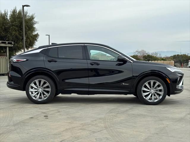 2026 Buick NV Avenir FWD