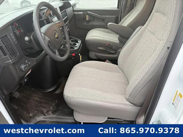 2025 Chevrolet Express Cutaway Work Van