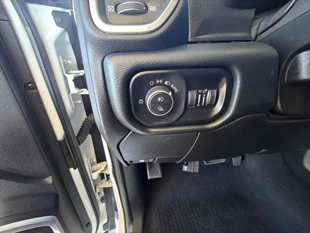 2020 Jeep Ram 2500 Laramie Mega Cab 4x4 6'4" Box