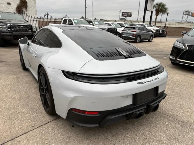 2025 Porsche 911 Carrera 4 GTS