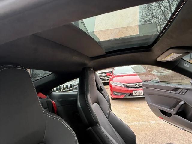 2025 Porsche 911 Carrera 4 GTS