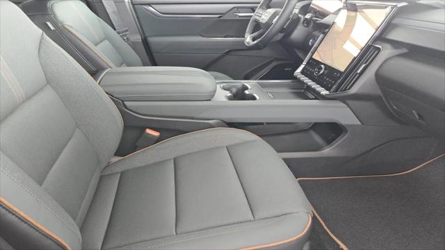 2026 GMC Acadia AT4 AWD