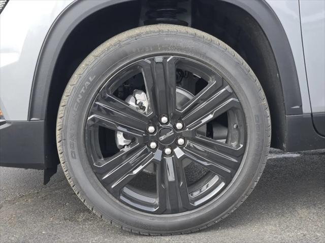 2026 GMC Acadia Elevation FWD