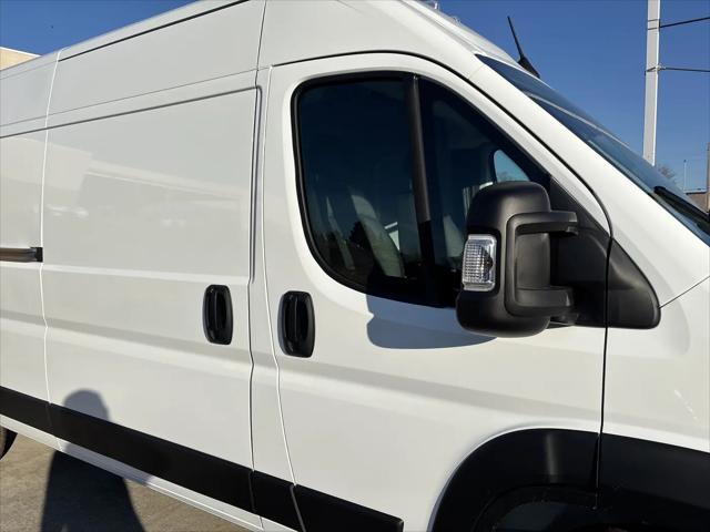 2026 Ram ProMaster Cargo Van Tradesman High Roof 159 WB EXT w/Pass Seat
