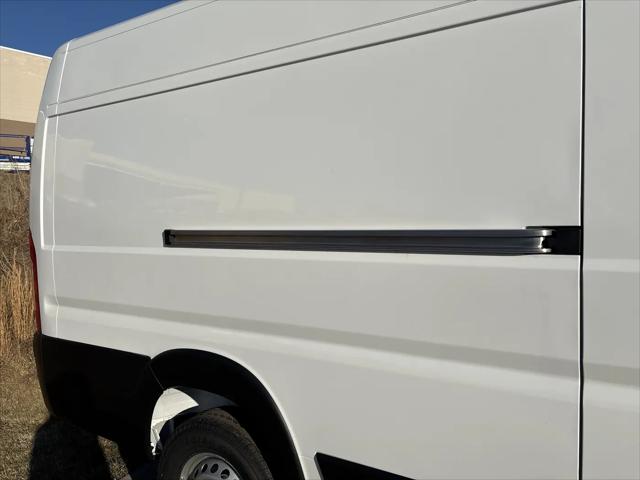 2026 Ram ProMaster Cargo Van Tradesman High Roof 159 WB EXT w/Pass Seat