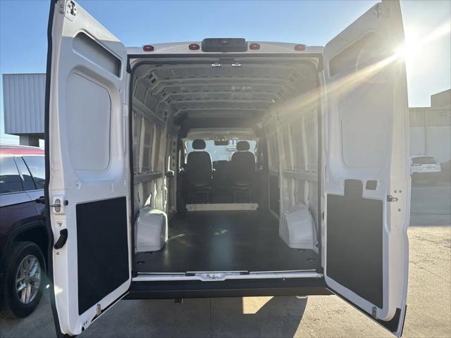 2026 Ram ProMaster Cargo Van Tradesman High Roof 159 WB EXT w/Pass Seat