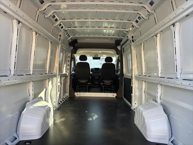 2026 Ram ProMaster Cargo Van Tradesman High Roof 159 WB EXT w/Pass Seat