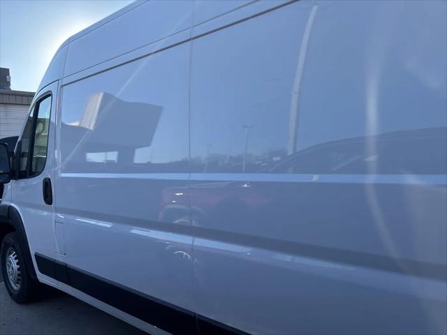 2026 Ram ProMaster Cargo Van Tradesman High Roof 159 WB EXT w/Pass Seat