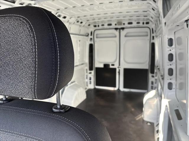 2026 Ram ProMaster Cargo Van Tradesman High Roof 159 WB EXT w/Pass Seat