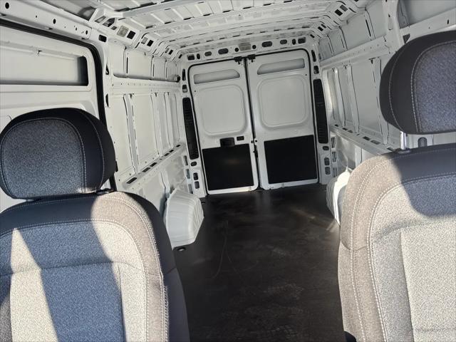 2026 Ram ProMaster Cargo Van Tradesman High Roof 159 WB EXT w/Pass Seat