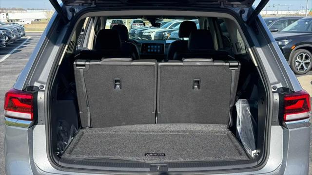2026 Volkswagen Atlas SE with Technology