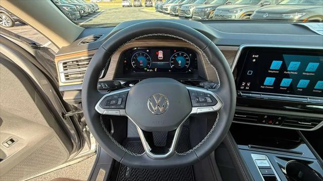 2026 Volkswagen Atlas SE with Technology
