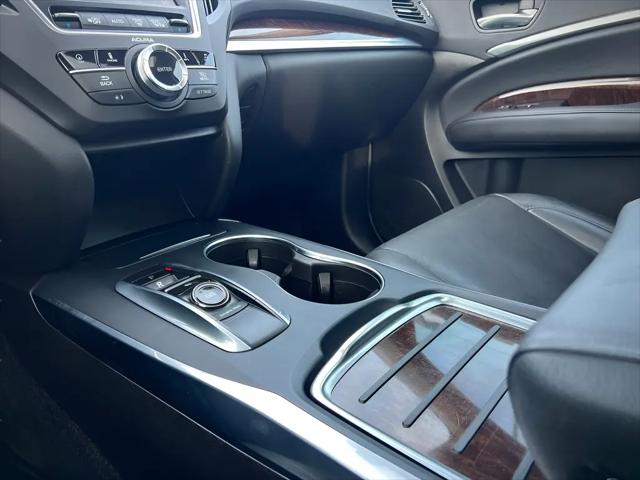 2017 Acura MDX w/Technology Package