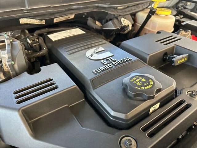 2023 Ram 3500 Tradesman Crew Cab 4x4 8' Box