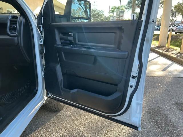 2023 Ram 3500 Tradesman Crew Cab 4x4 8' Box
