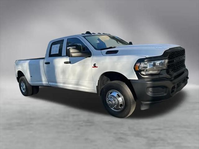 2023 Ram 3500 Tradesman Crew Cab 4x4 8' Box