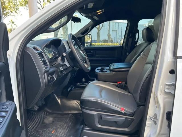 2023 Ram 3500 Tradesman Crew Cab 4x4 8' Box
