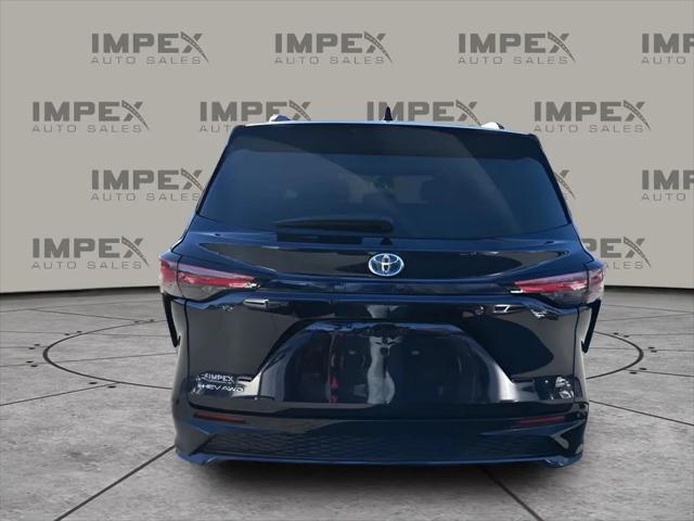 2025 Toyota Sienna XSE