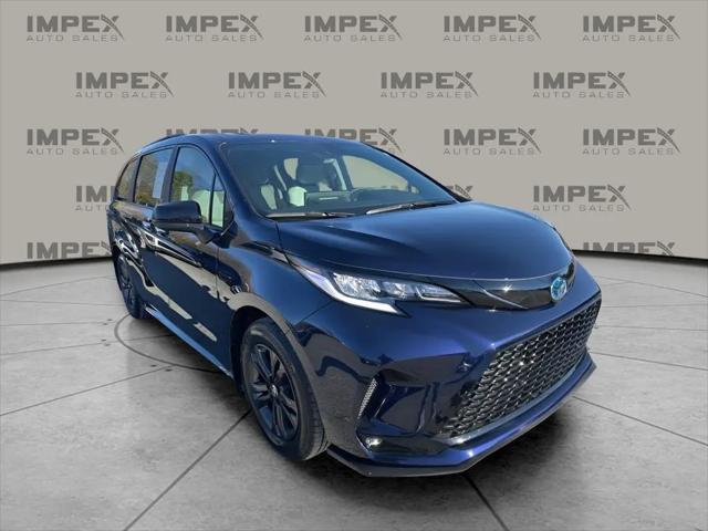 2025 Toyota Sienna XSE
