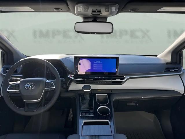 2025 Toyota Sienna XSE