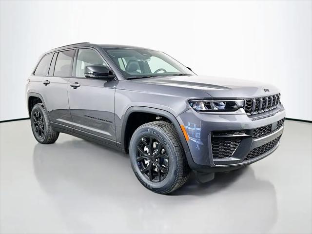 2026 Jeep Grand Cherokee Altitude 4x4 for sale in Owasso, OK