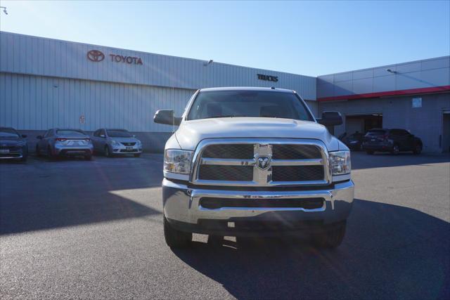 2018 RAM 3500 Tradesman Crew Cab 4x4 64 Box
