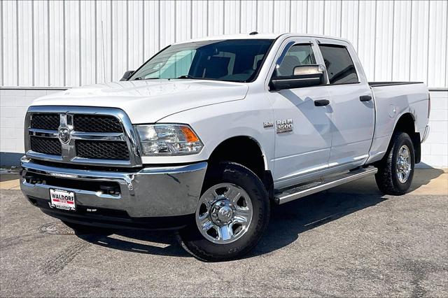2018 RAM 3500 Tradesman Crew Cab 4x4 64 Box