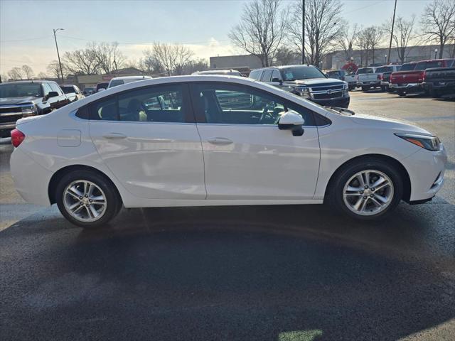 2017 Chevrolet Cruze LT Auto
