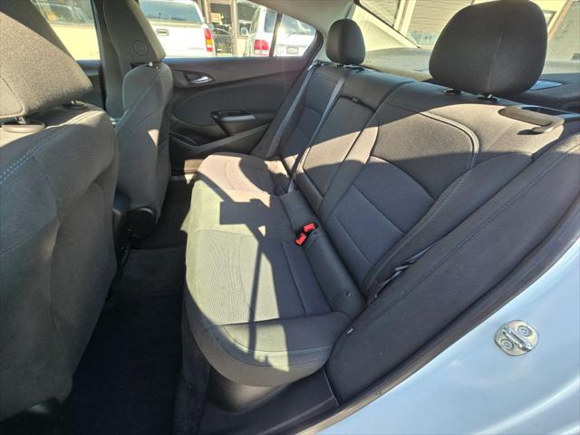 2017 Chevrolet Cruze LT Auto