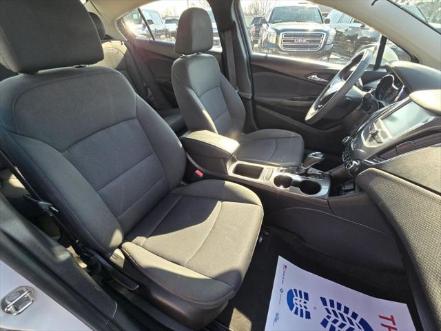 2017 Chevrolet Cruze LT Auto