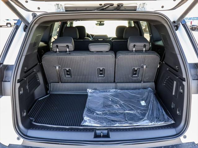 2026 GMC Acadia Elevation FWD