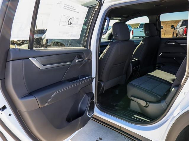 2026 GMC Acadia Elevation FWD