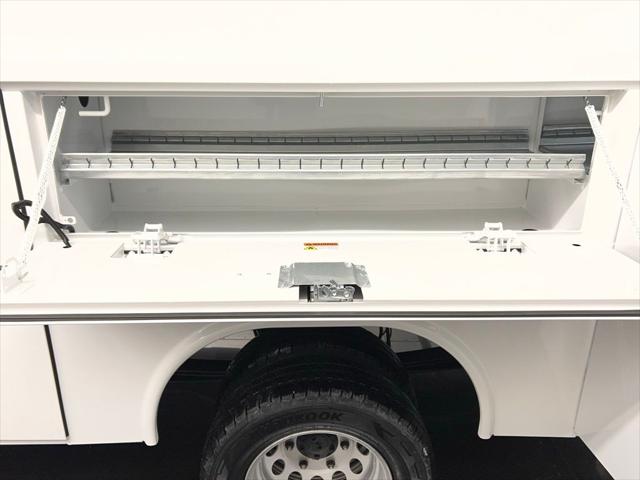 2026 Ford Transit Cutaway Base