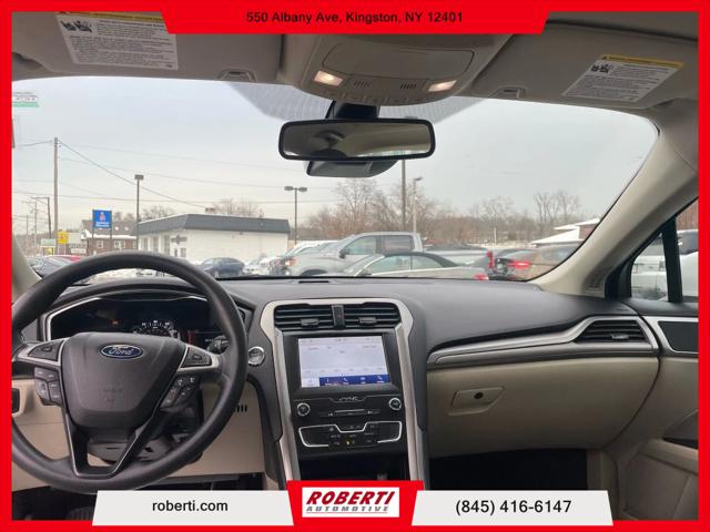 2020 Ford Fusion SE