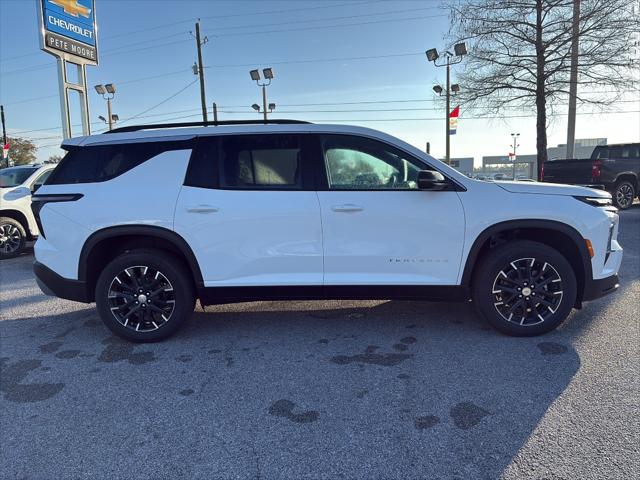 2026 Chevrolet Traverse FWD LT
