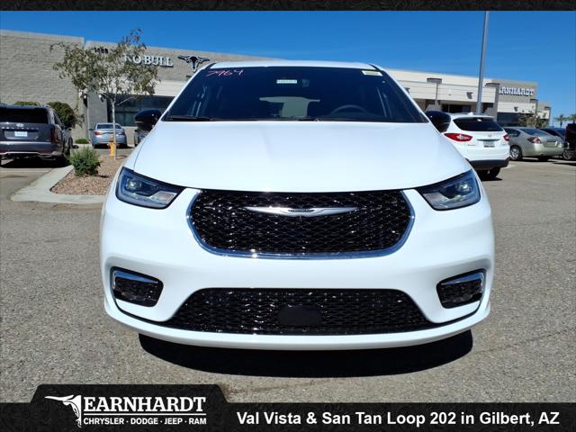 2026 Chrysler Pacifica Select AWD