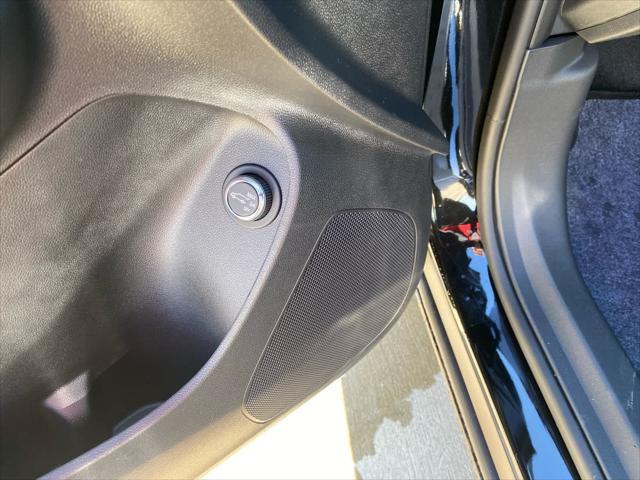 2026 Buick NV Preferred FWD