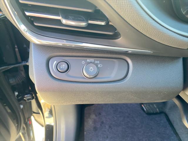2026 Buick NV Preferred FWD