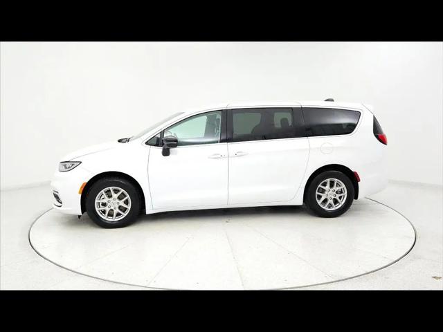 2024 Chrysler Pacifica Touring L for sale in Olive Branch, MS