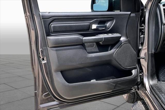2026 Ram 1500 Express Crew Cab 4x4 5'7" Box