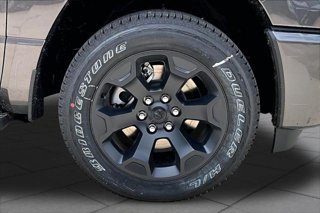2026 Ram 1500 Express Crew Cab 4x4 5'7" Box