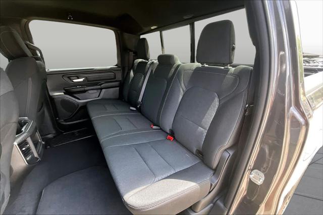 2026 Ram 1500 Express Crew Cab 4x4 5'7" Box