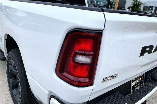 2026 Ram 1500 Express Crew Cab 4x4 5'7" Box