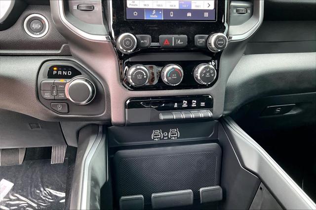 2026 Ram 1500 Express Crew Cab 4x4 5'7" Box