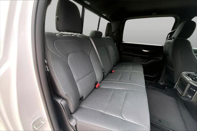 2026 Ram 1500 Express Crew Cab 4x4 5'7" Box
